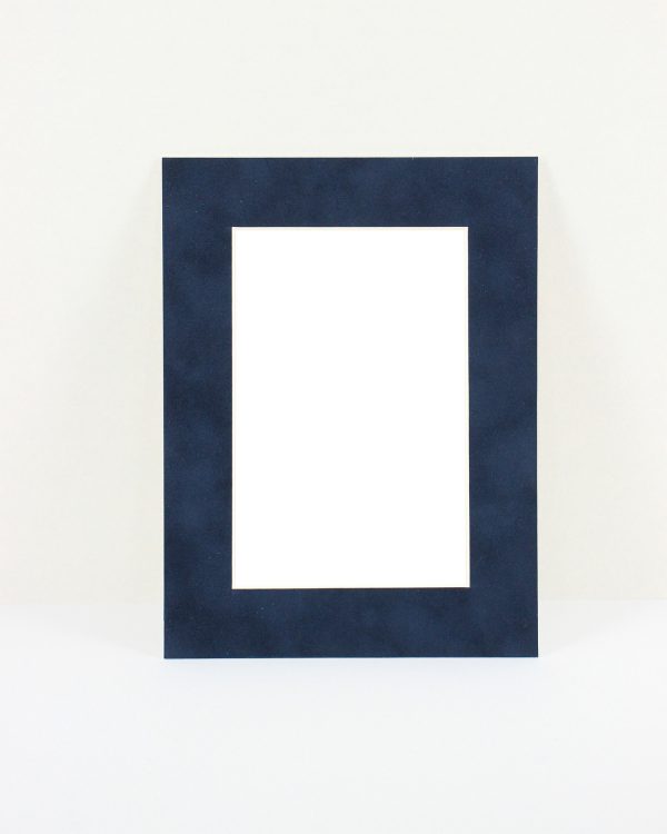 Blauw passe-partout velours op maat of standaard. Deze is in maat 20x25